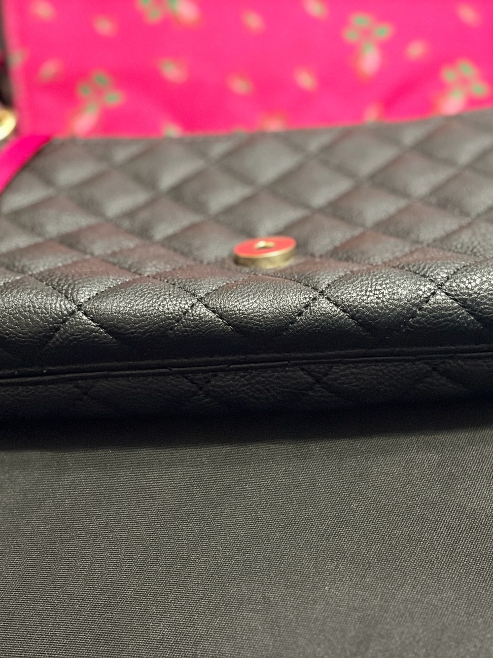 Betsey Johnson Black Quilted Bow Crossbody Bag with Pink Accent So Cute New - Picture 8 of 14